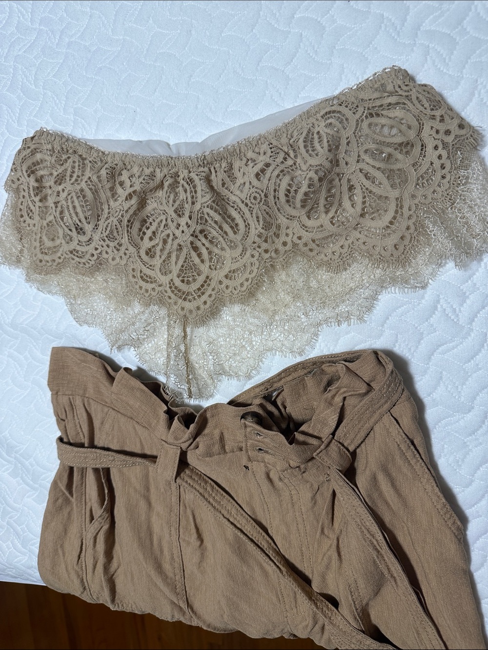 Victoria's Secret Lace Trim Bralette and Panty Set in Tan